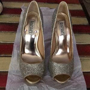 Badgley Mischka Peep Toe Pumps